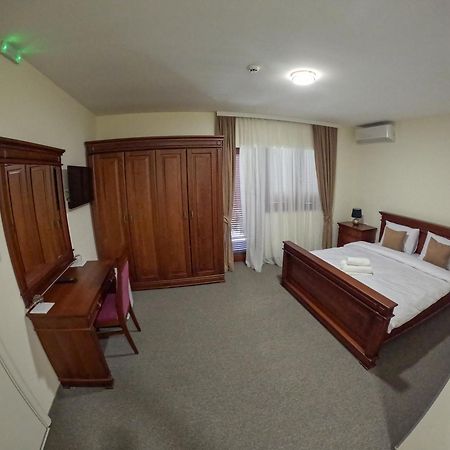 Motel Zeta Lux Mitrovici  外观 照片