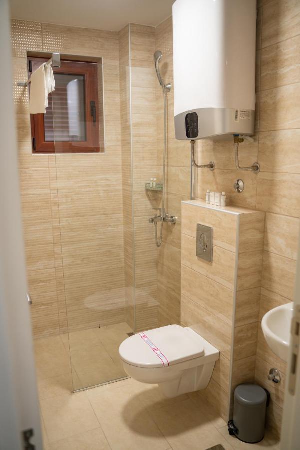 Motel Zeta Lux Mitrovici  外观 照片