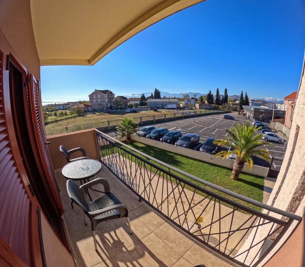 Motel Zeta Lux Mitrovici  外观 照片