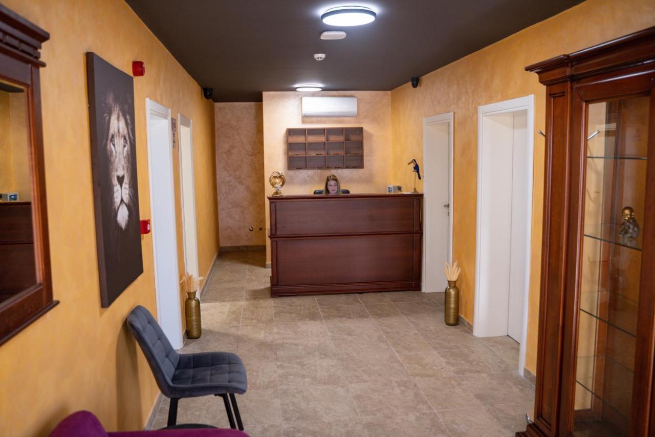 Motel Zeta Lux Mitrovici  外观 照片