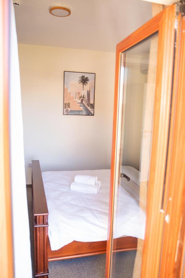 Motel Zeta Lux Mitrovici  外观 照片