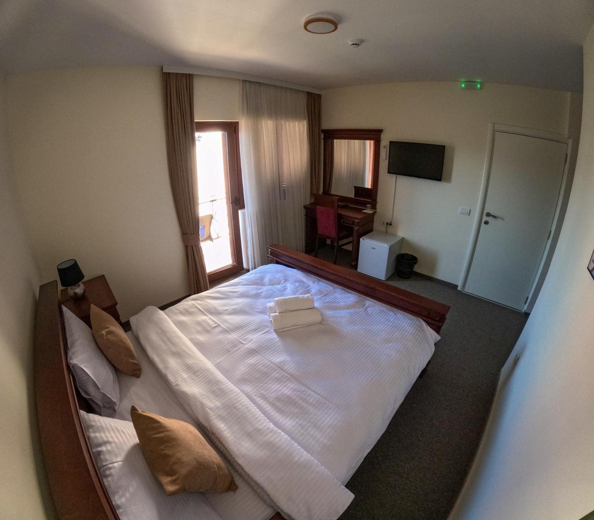 Motel Zeta Lux Mitrovici  外观 照片