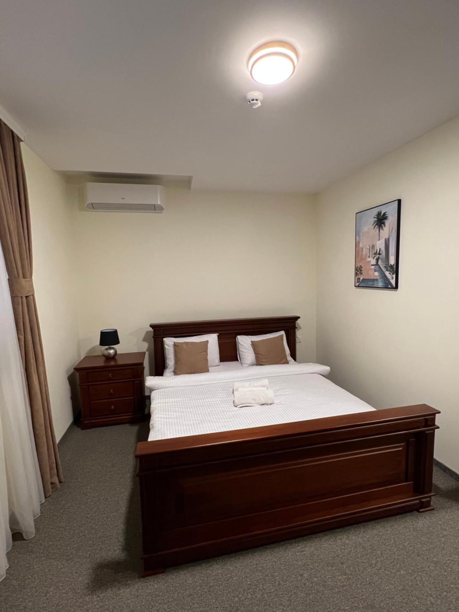 Motel Zeta Lux Mitrovici  外观 照片