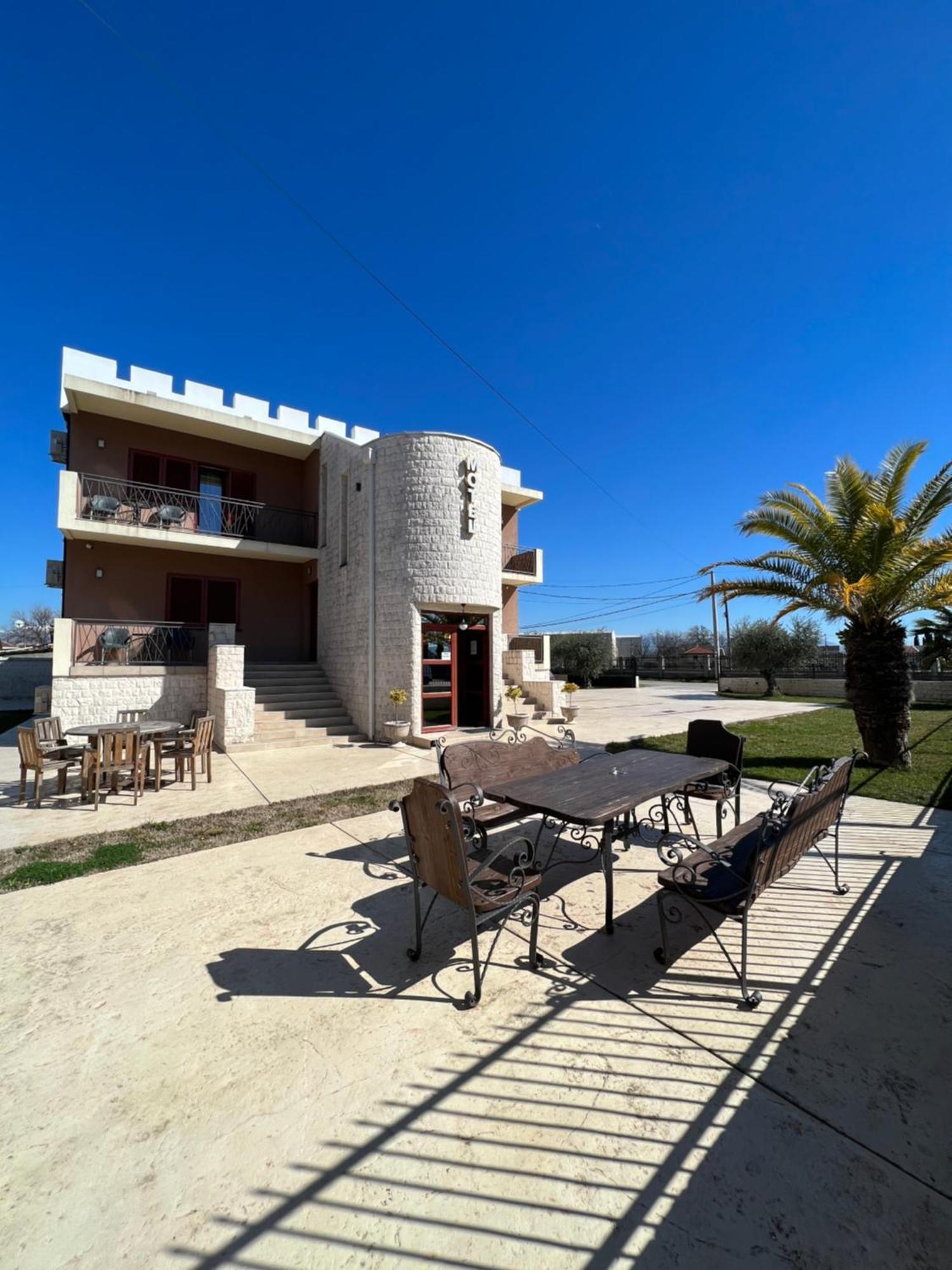 Motel Zeta Lux Mitrovici  外观 照片